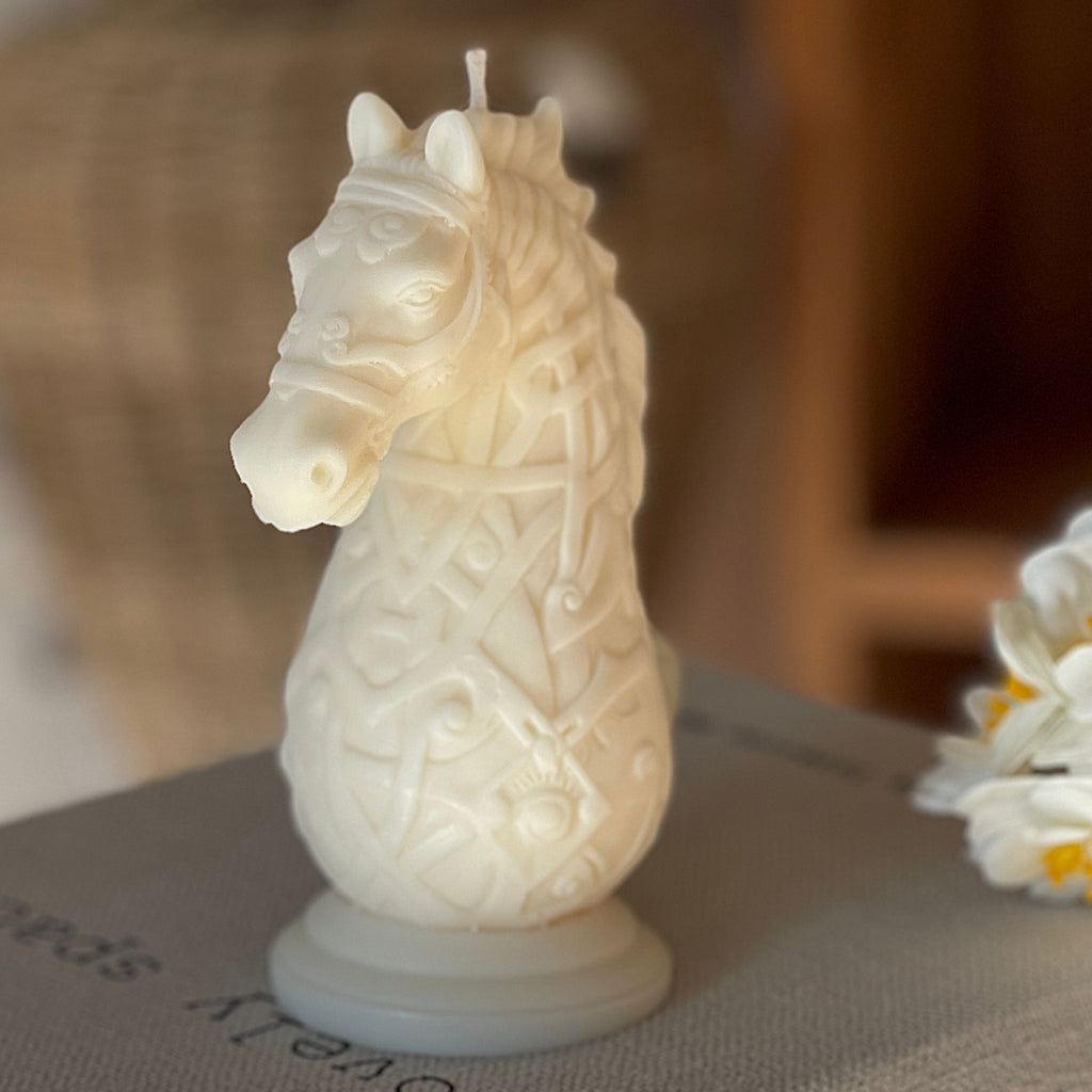 Le cavalier - bougie végétale décorative pièce d'échec