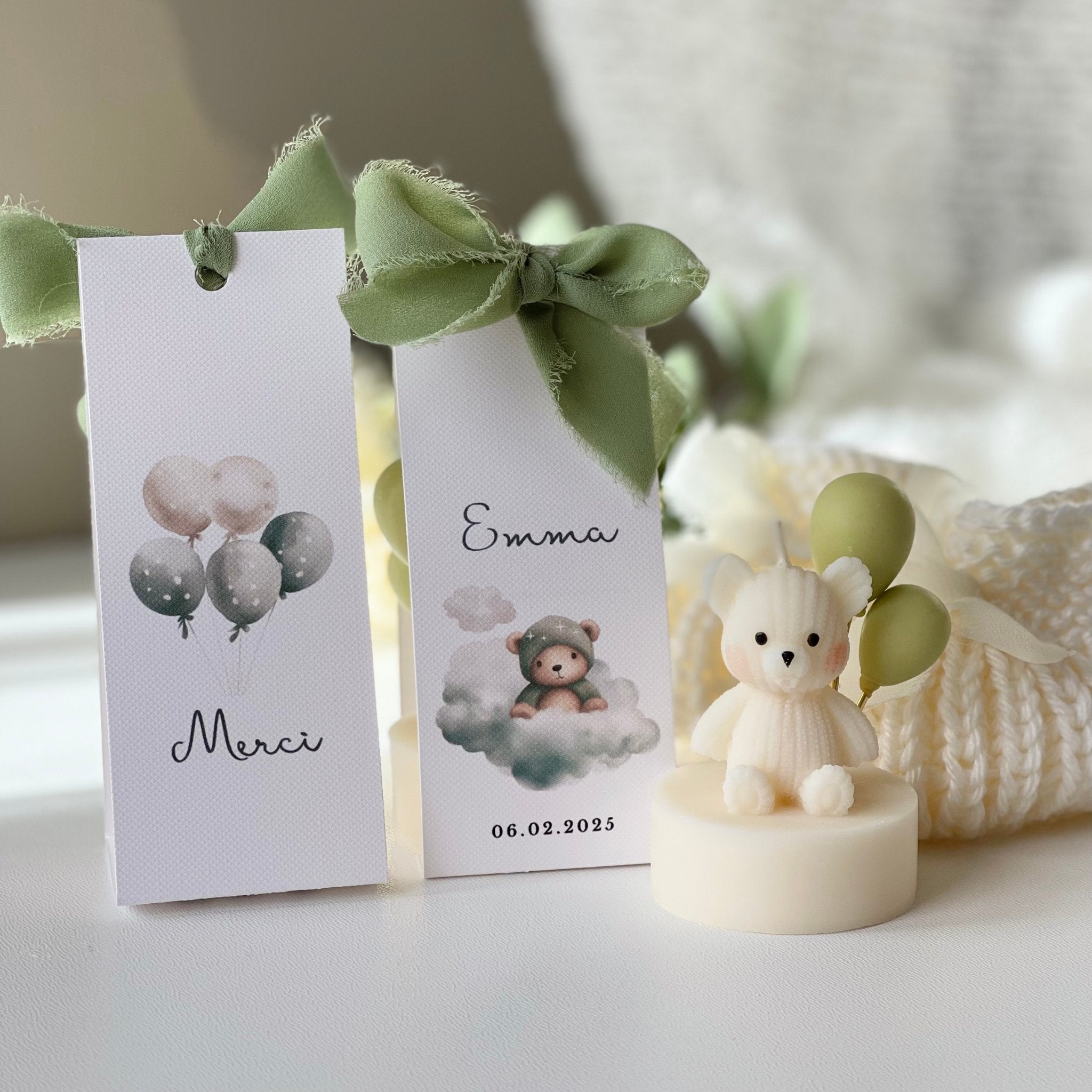 bougie ourson aux ballons verts - cadeau souvenir naissance bonbonnière