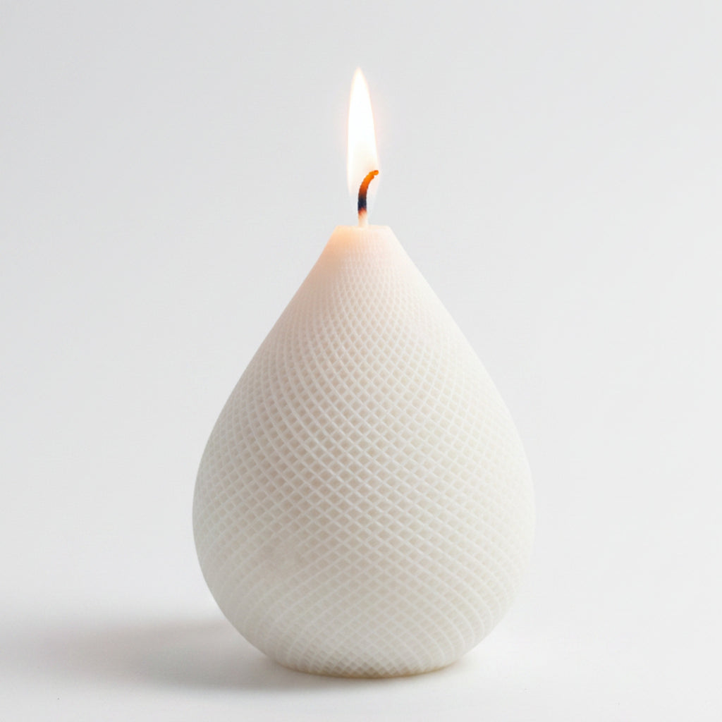 Yasmina - bougie décorative en cire de colza en forme de poire avec relief losange