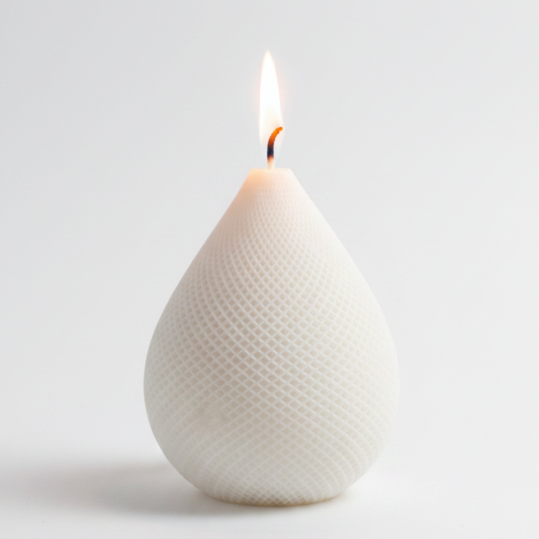 Yasmina - bougie décorative en cire de colza en forme de poire avec relief losange